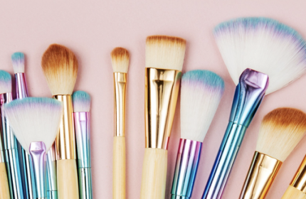 A Beginner's Guide to Makeup Brushes: