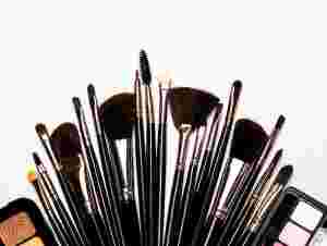 Makeup Tools & Brushes